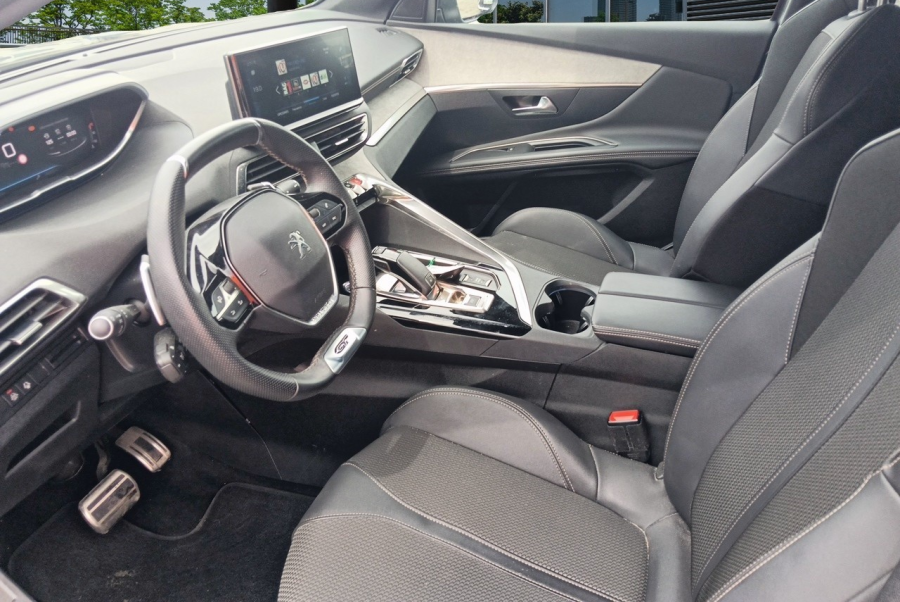 Imagen 7 de Peugeot 3008 Diesel 130 CV por 21.490 €