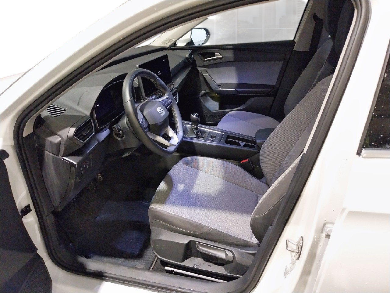 Imagen 7 de SEAT León Diesel 116 CV por 24.690 €
