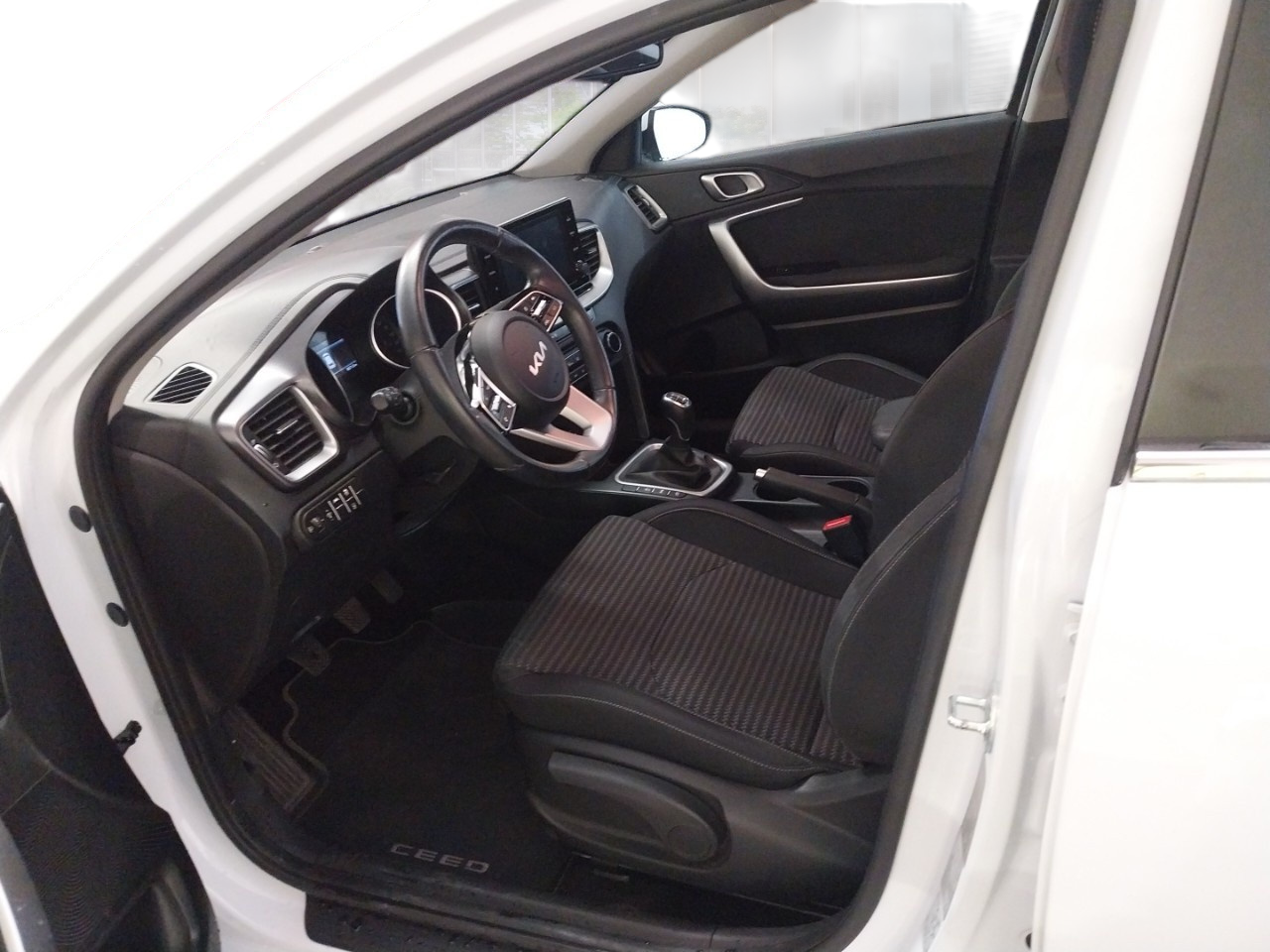 Imagen 7 de Kia cee'd Gasolina 100 CV por 14.390 €