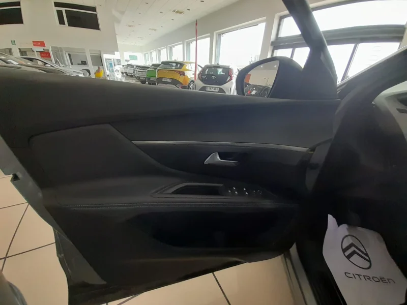Imagen de Peugeot 3008