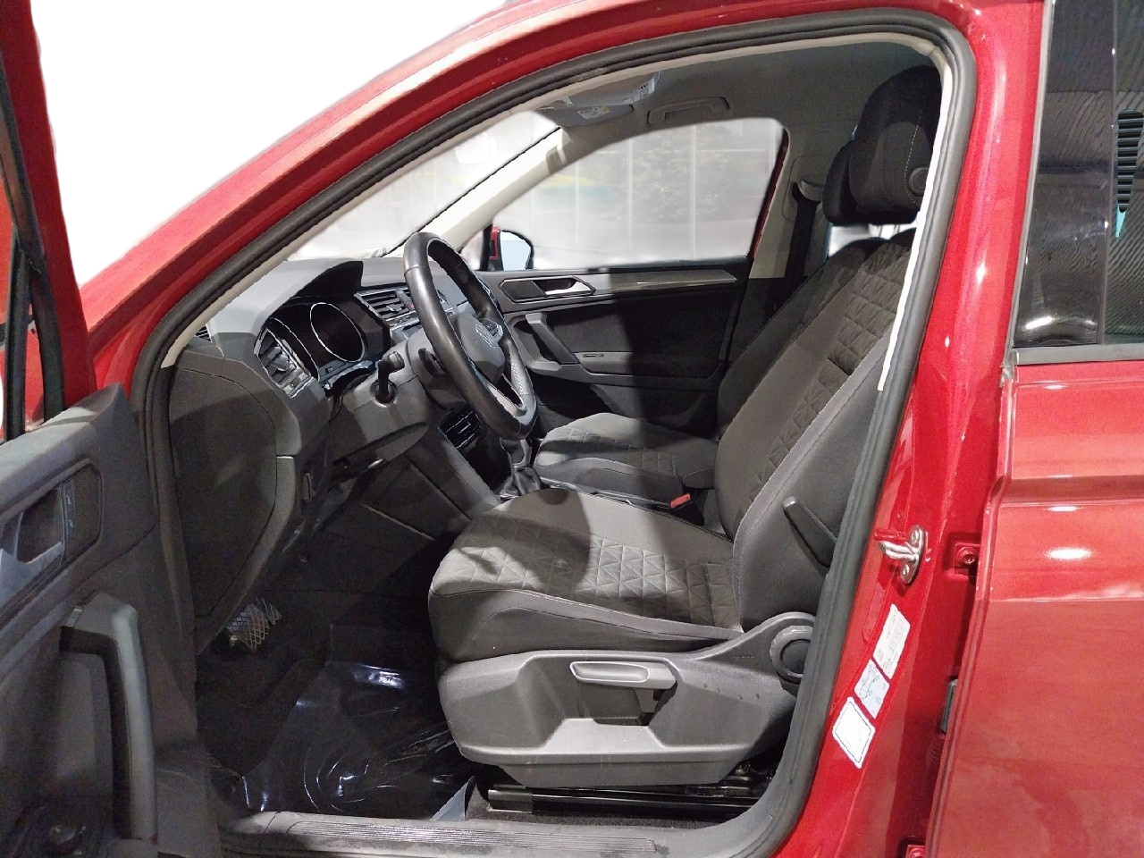 Imagen 7 de Volkswagen Tiguan Gasolina 150 CV por 25.590 €