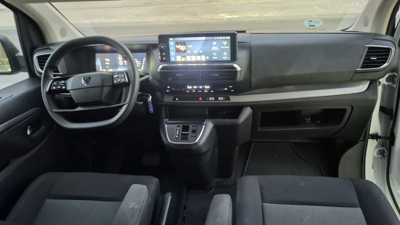 Imagen de Peugeot Traveller