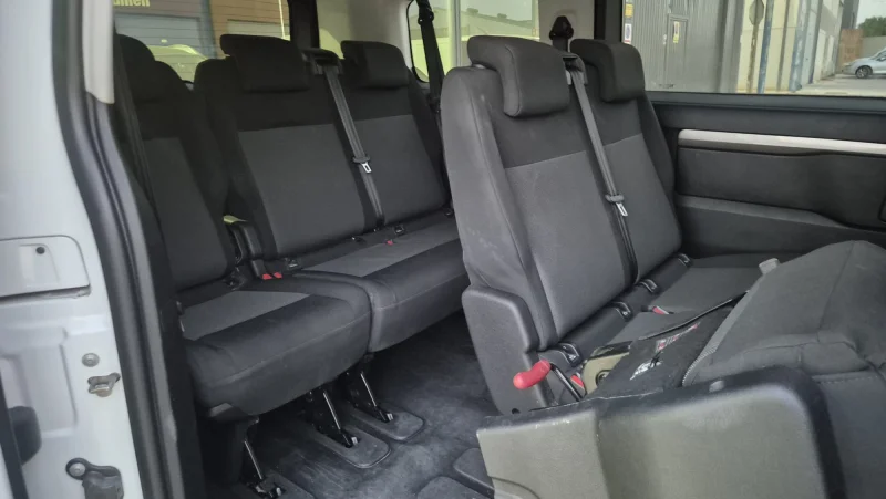 Imagen de Peugeot Traveller