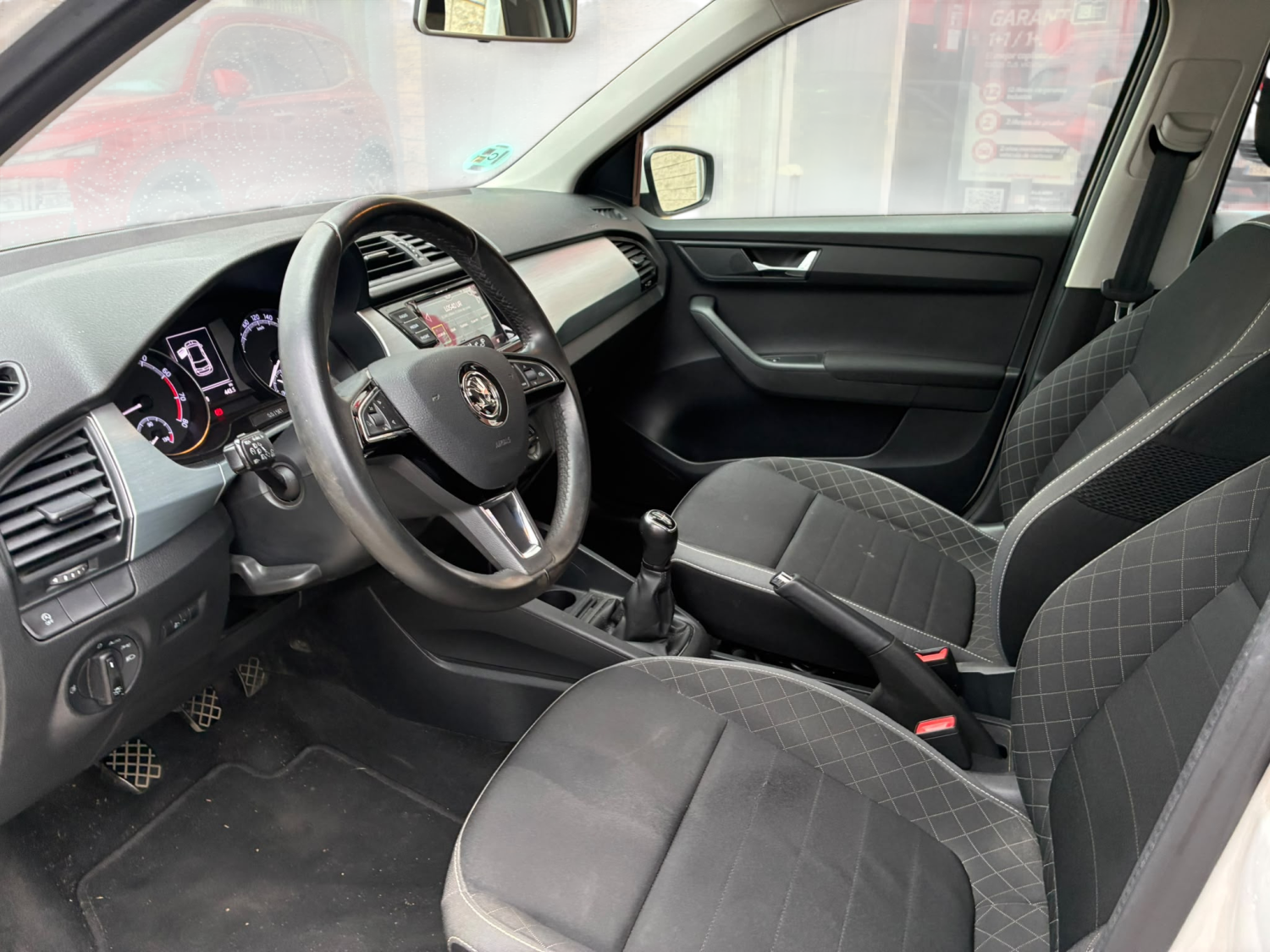 Imagen 19 de Skoda Fabia Gasolina 95 CV por 10.990 €