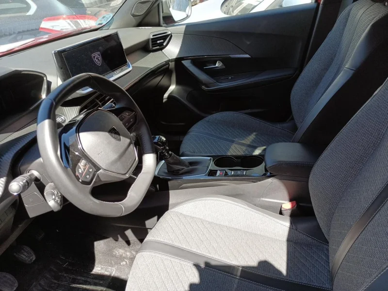 Imagen de Peugeot 2008