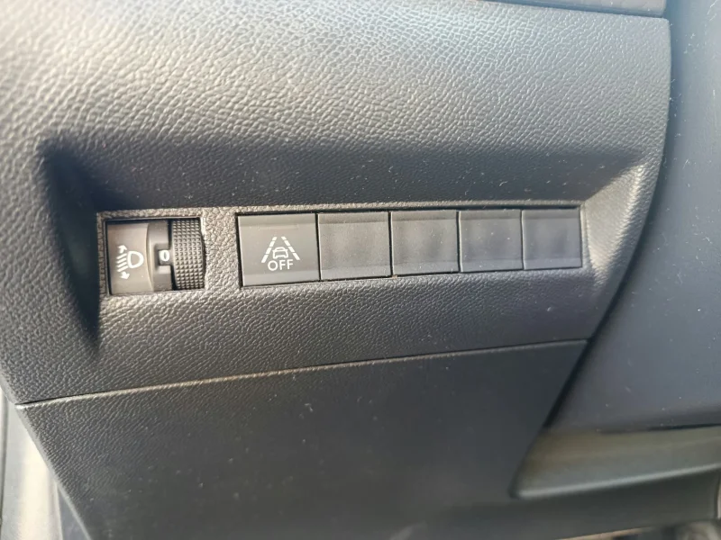 Imagen de Peugeot 208