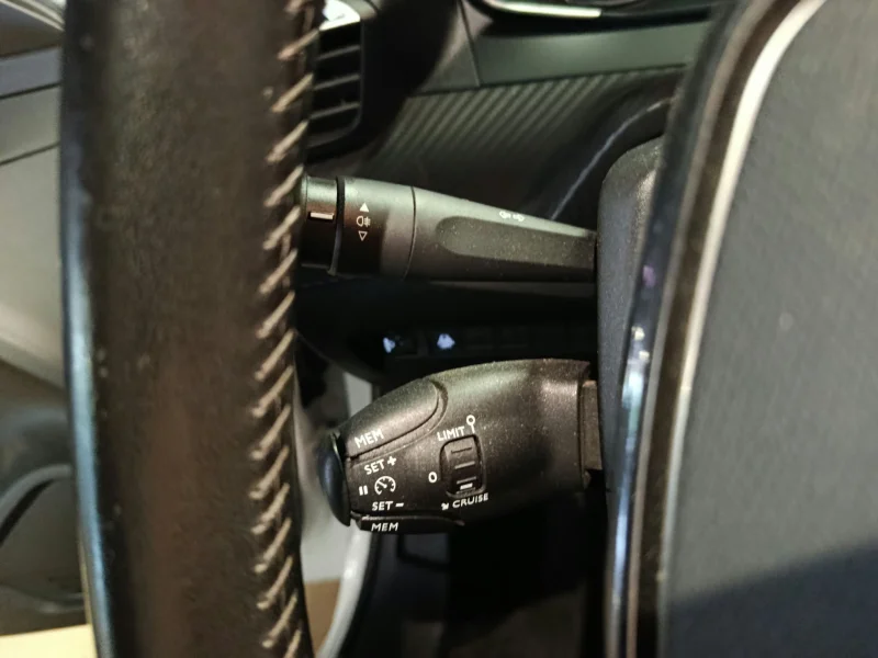Imagen de Peugeot 208