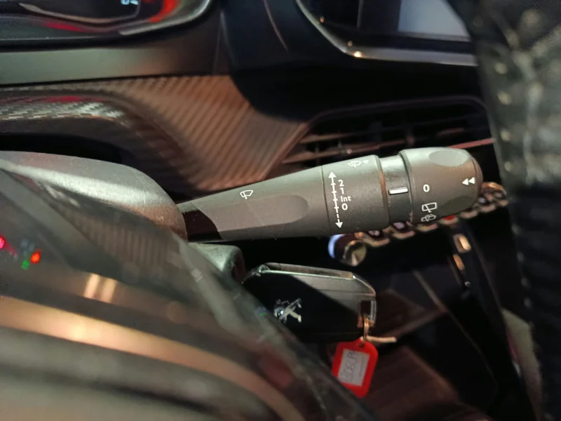 Imagen de Peugeot 208