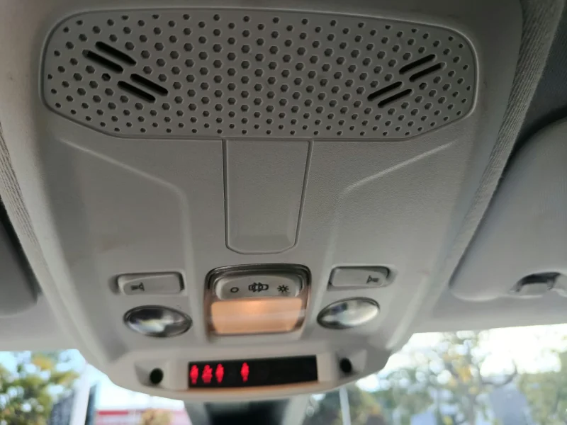 Imagen de Peugeot 208