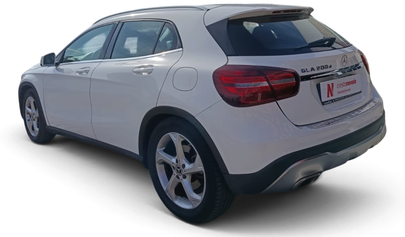 Imagen 4 de mercedes-benz Clase GLA Diesel 136 CV por 22.990 €