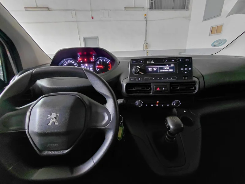 Imagen de Peugeot Rifter