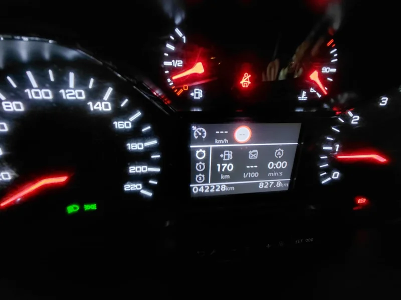 Imagen de Peugeot Rifter