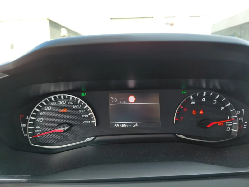 Imagen de Peugeot 208