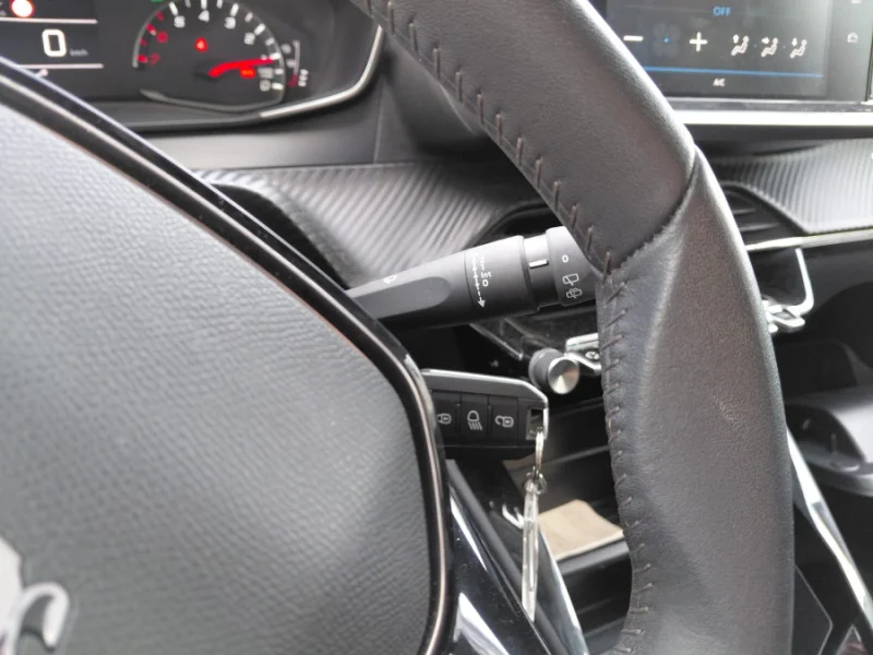 Imagen de Peugeot 208