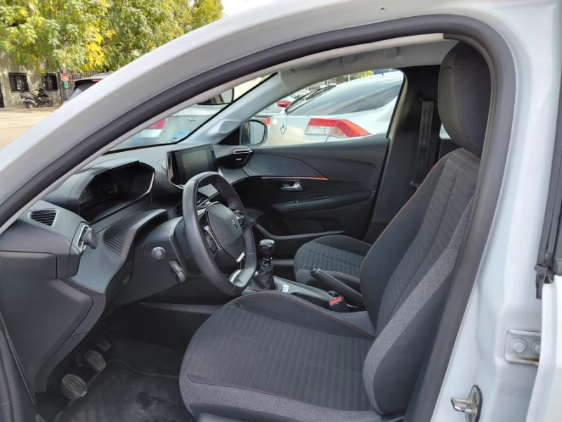 Imagen de Peugeot 208