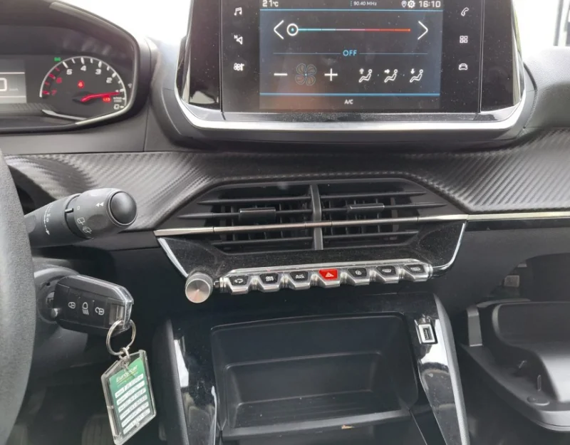 Imagen de Peugeot 208