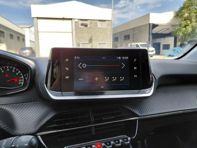 Imagen de Peugeot 208
