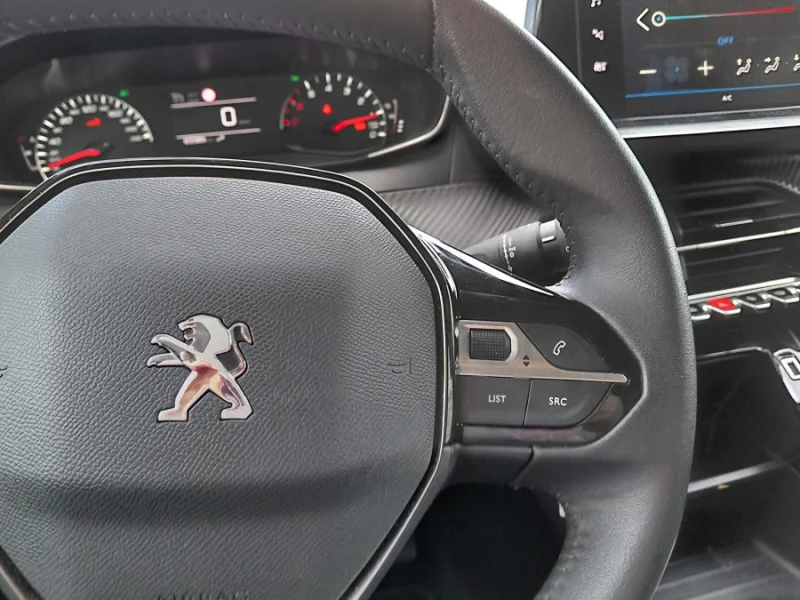 Imagen de Peugeot 208