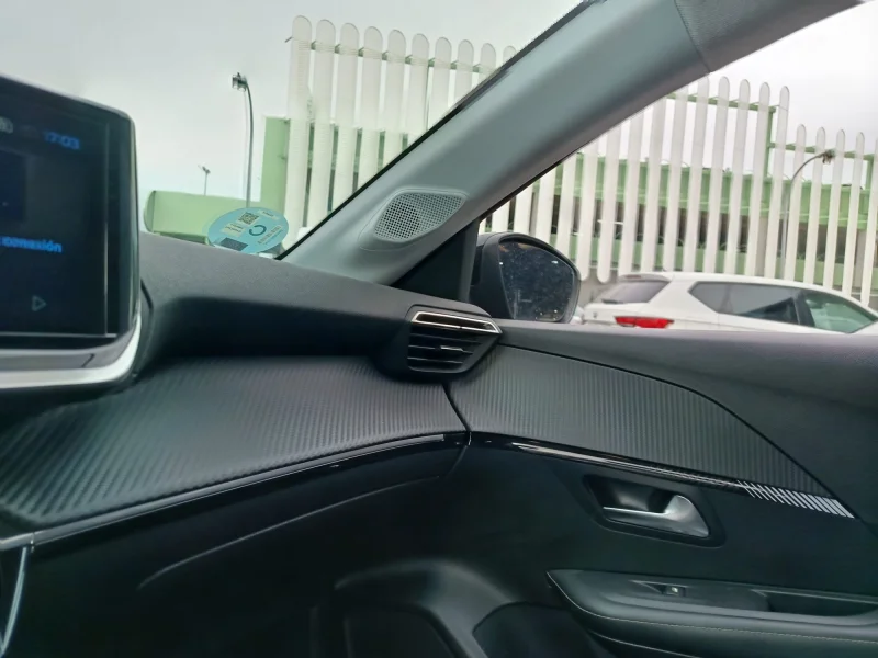 Imagen de Peugeot 208