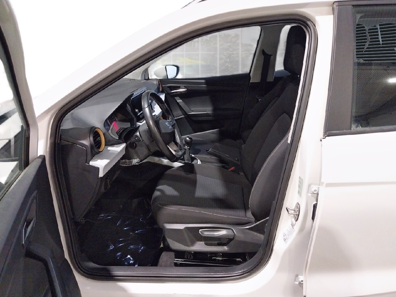 Imagen 7 de SEAT Arona Gasolina 110 CV por 17.590 €
