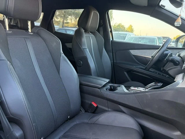Imagen de Peugeot 3008