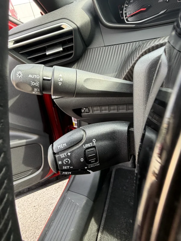 Imagen de Peugeot 2008