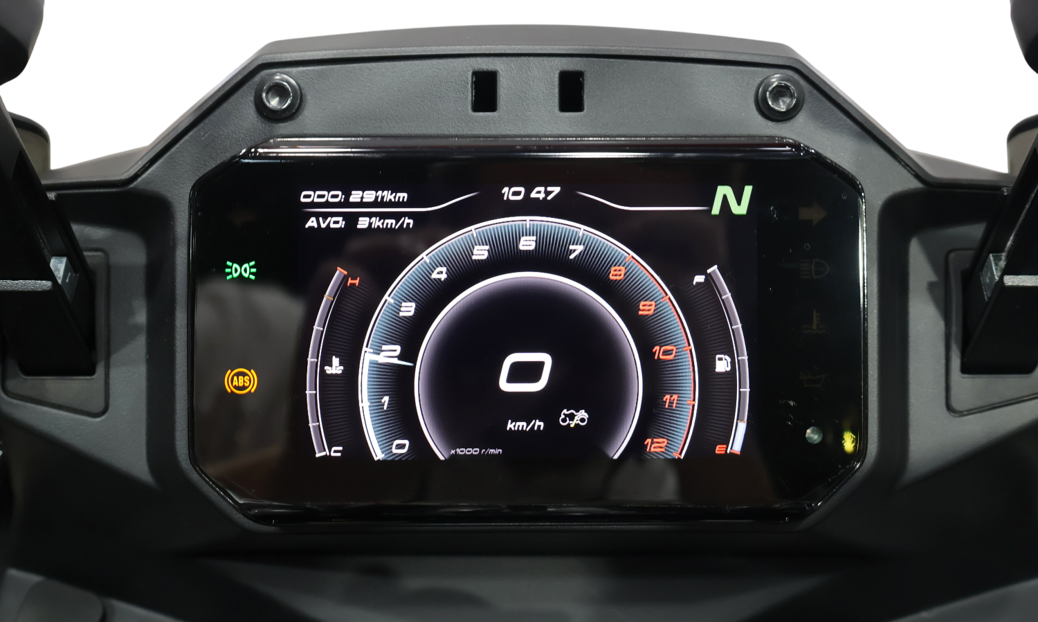 Imagen 2 de CFMOTO 700 MT Gasolina 67 CV por 5.290 €