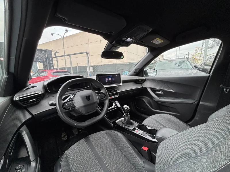 Imagen de Peugeot 2008