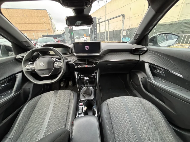 Imagen de Peugeot 2008