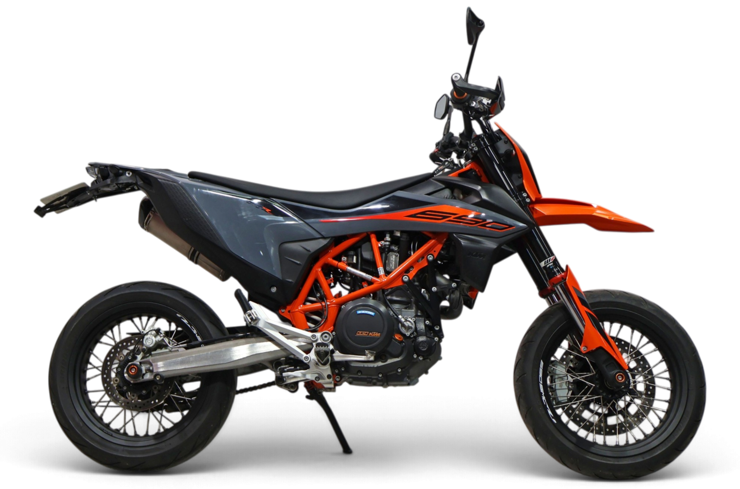 Imagen 7 de Ktm 690 SMC R Gasolina 75 CV por 8.290 €