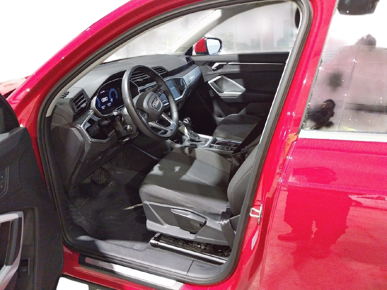Imagen 7 de AUDI Q3 Híbrido 150 CV por 26.990 €