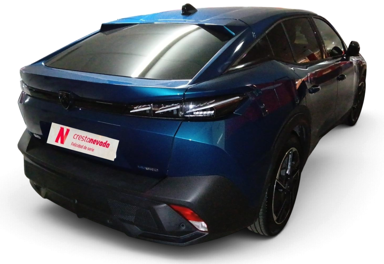 Imagen 4 de Peugeot 408 Híbrido 225 CV por 23.990 €