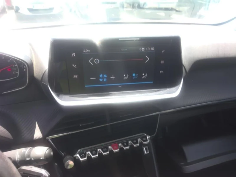 Imagen de Peugeot 208