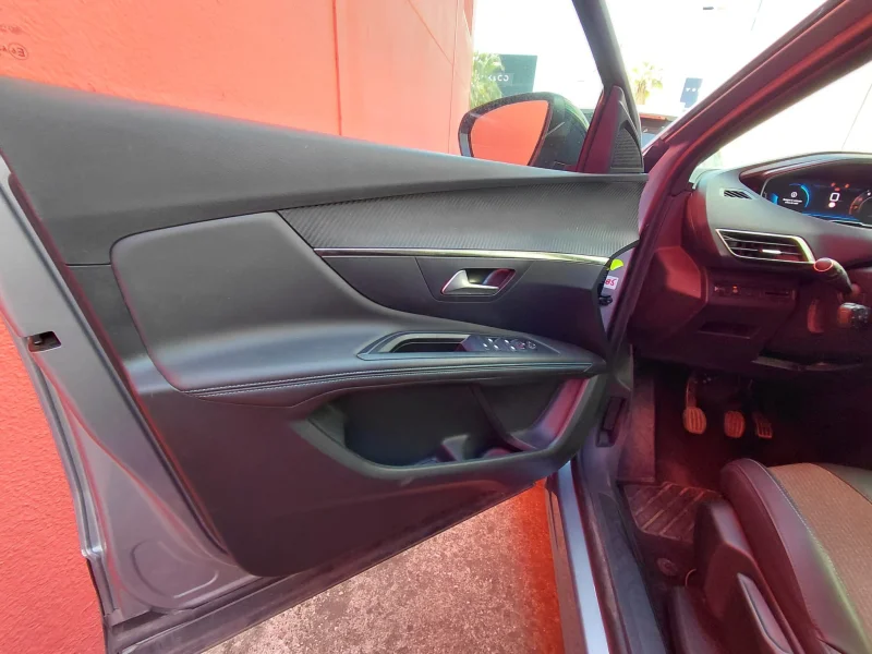 Imagen de Peugeot 3008