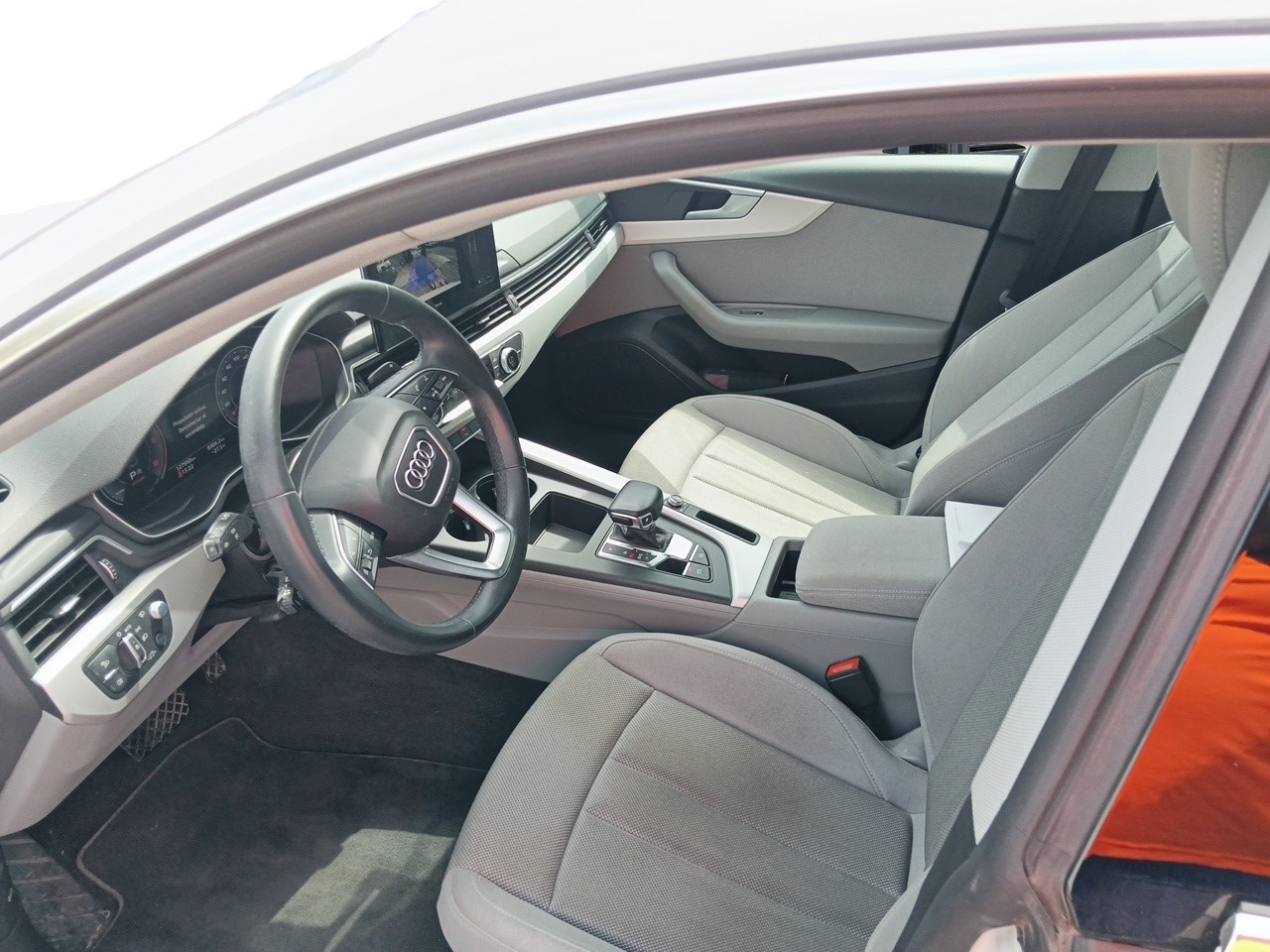 Imagen 7 de AUDI A5 Híbrido 163 CV por 27.990 €