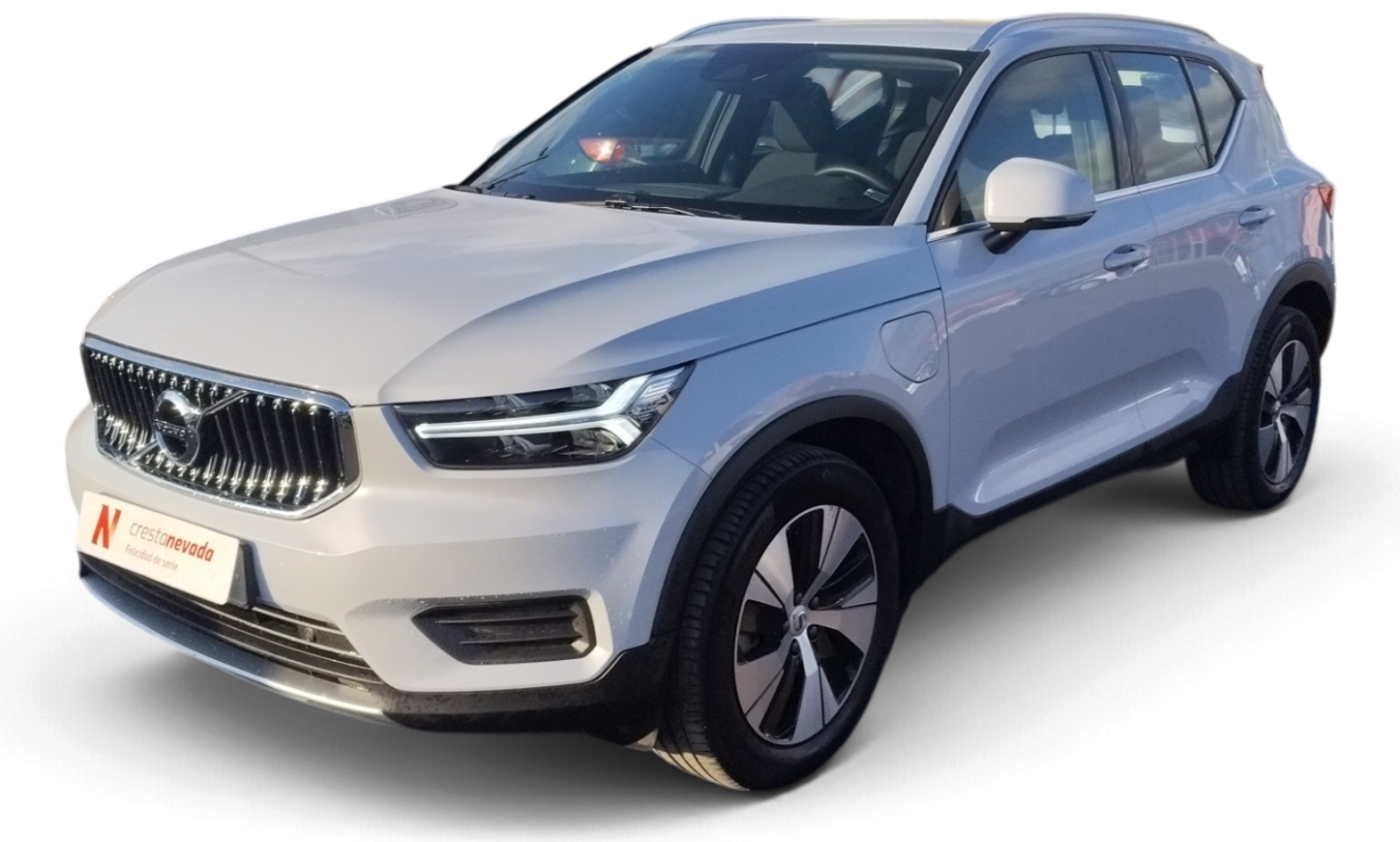 Volvo XC40 Híbrido 262 CV por 26.390 €