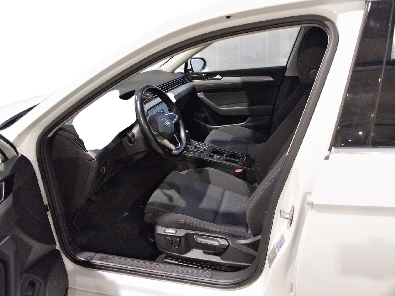 Imagen 7 de Volkswagen Passat Diesel 150 CV por 20.990 €
