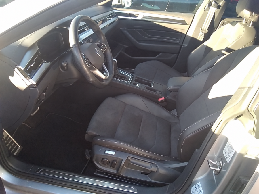Imagen 8 de Volkswagen Arteon Diesel 150 CV por 28.090 €