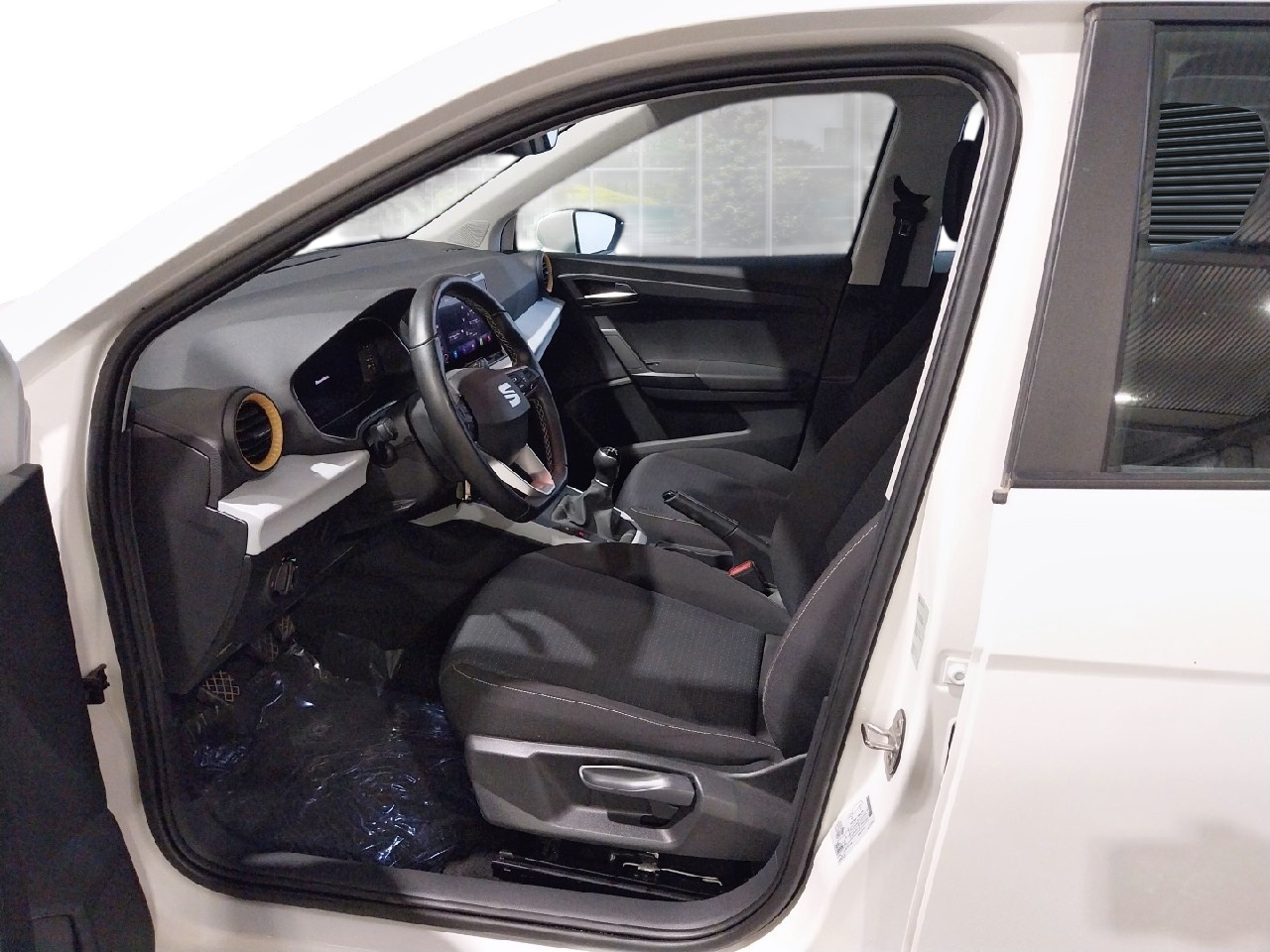 Imagen 7 de SEAT Arona Gasolina 110 CV por 16.990 €