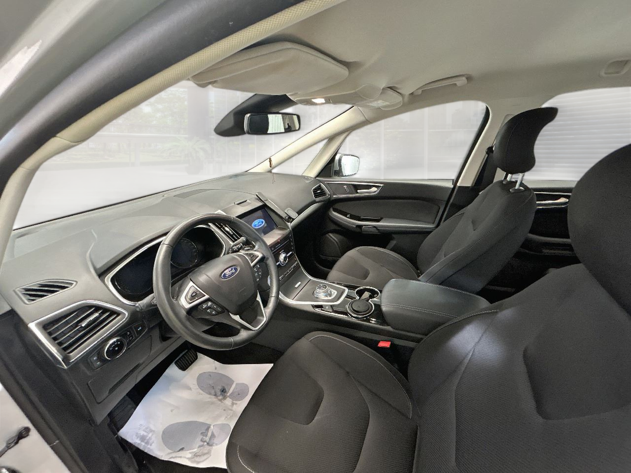 Imagen 7 de Ford S-MAX Híbrido 190 CV por 23.390 €