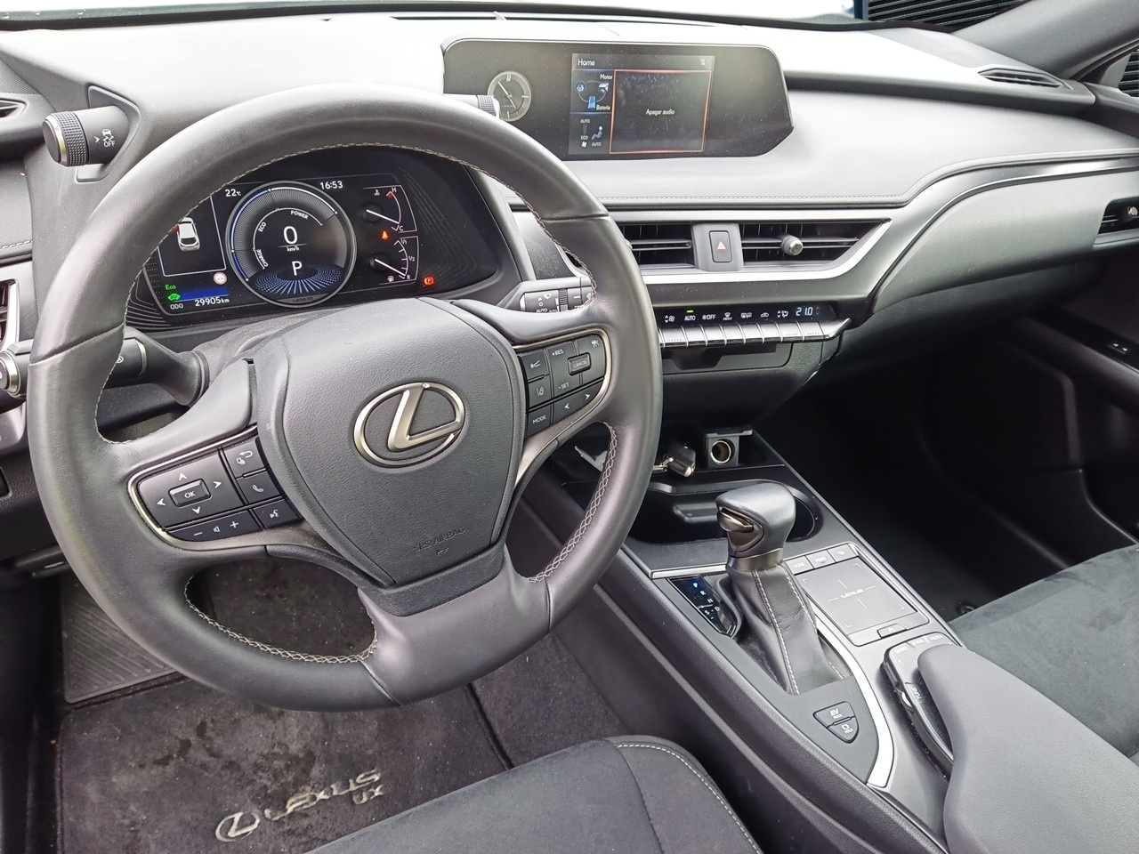 Imagen 7 de Lexus UX Híbrido 184 CV por 26.790 €