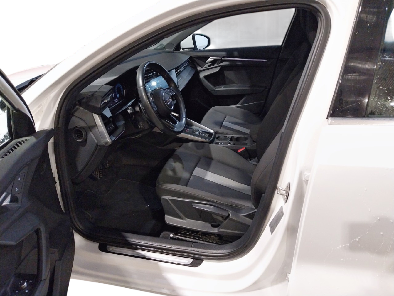 Imagen 7 de AUDI A3 Diesel 116 CV por 21.890 €