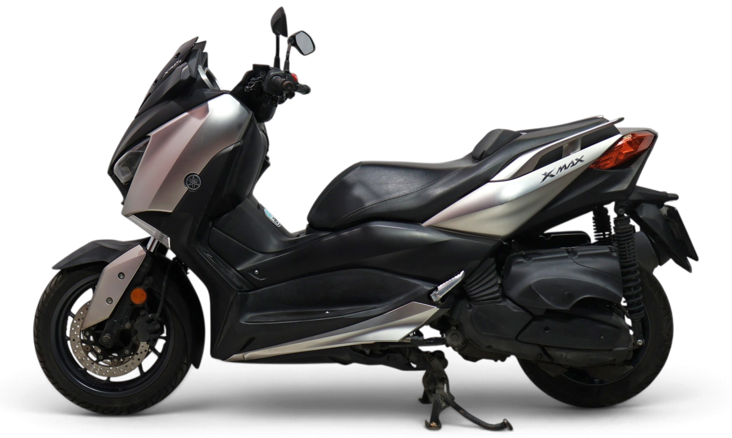 Imagen 3 de Yamaha XMAX 400 Gasolina 34 CV por 3.490 €