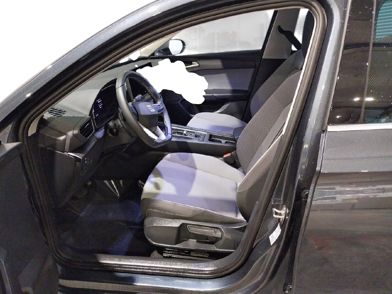 Imagen 7 de SEAT León Híbrido 116 CV por 22.490 €
