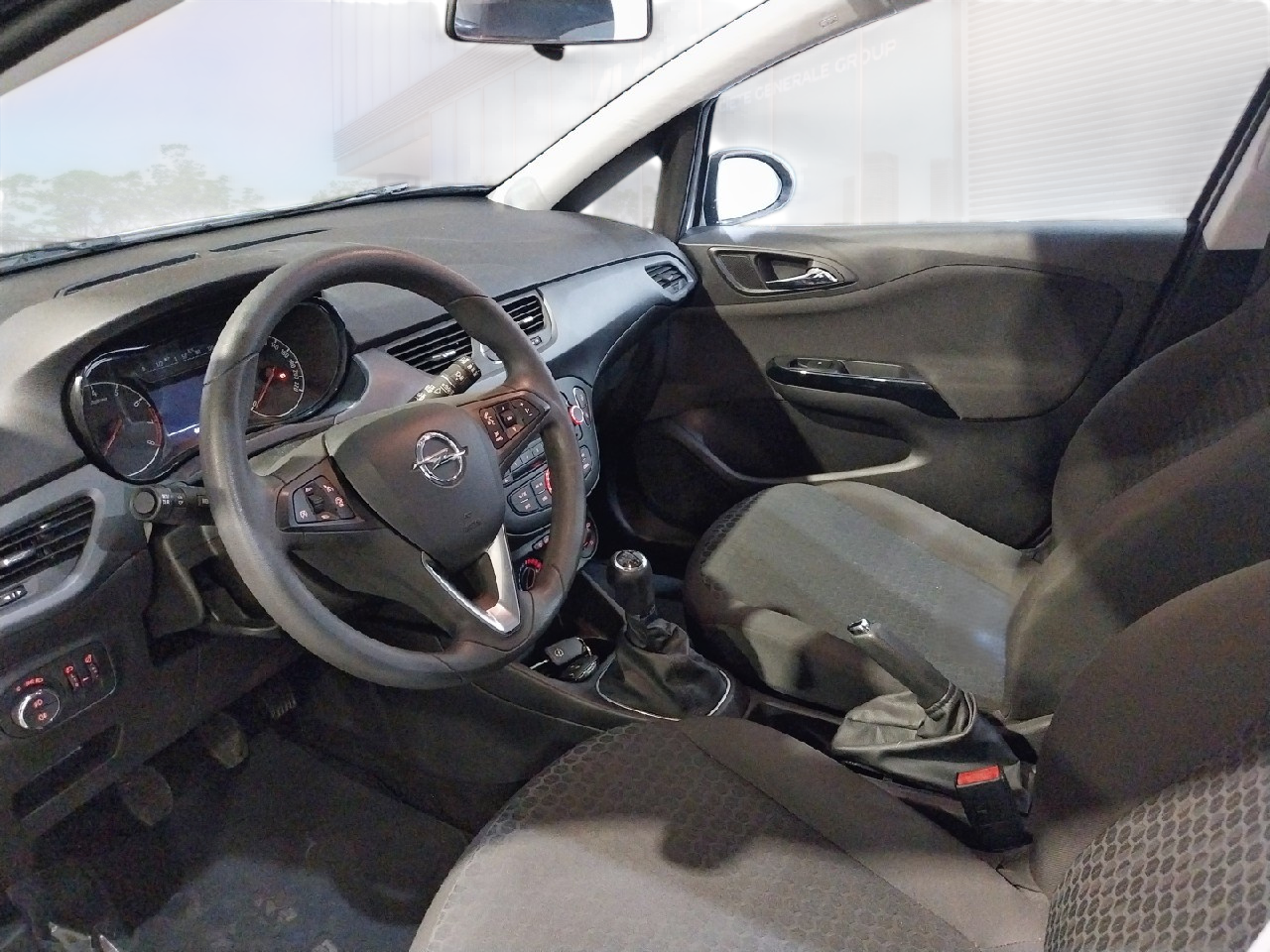 Imagen 7 de Opel Corsa Gasolina 75 CV por 9.090 €