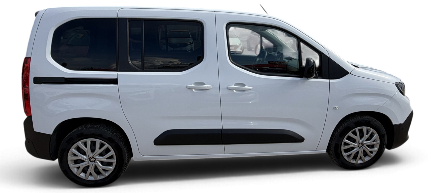 Imagen 4 de Fiat Doblò Diesel 102 CV por 22.990 €