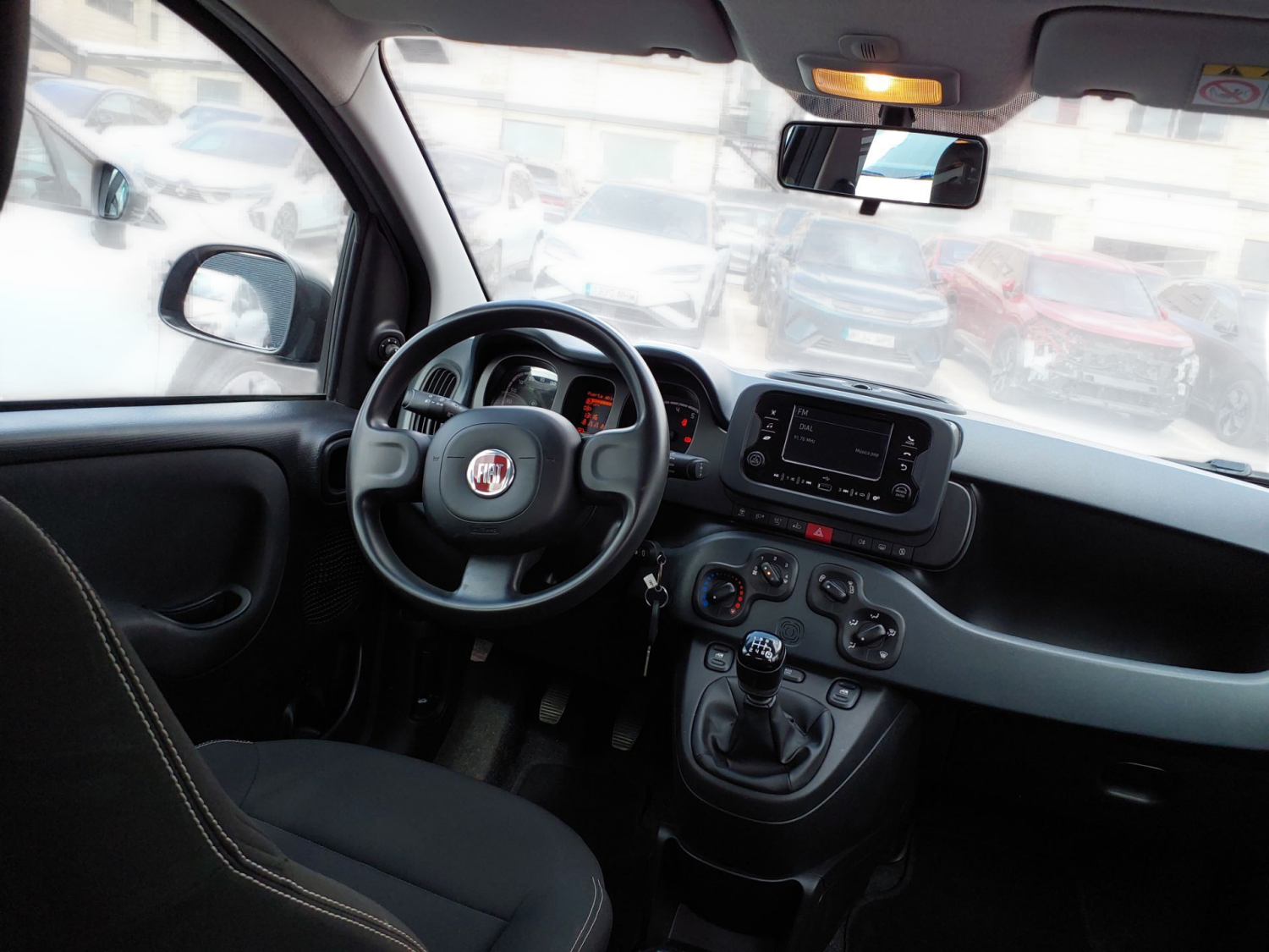 Imagen 6 de Fiat Panda Híbrido 71 CV por 10.990 €