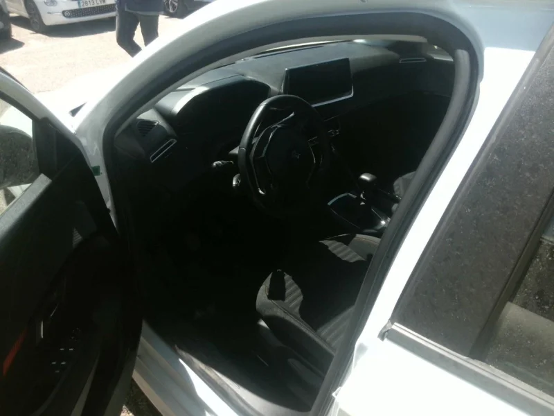Imagen de Peugeot 208