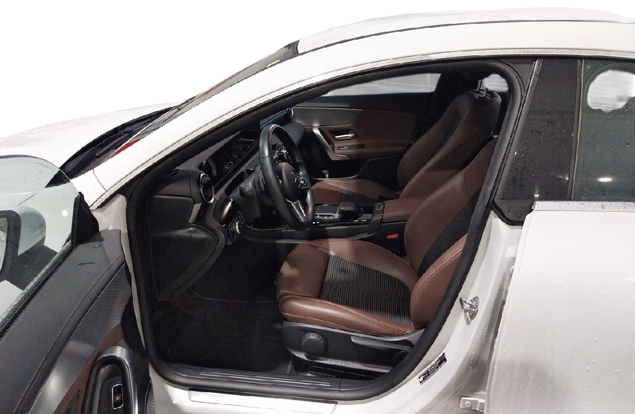 Imagen 7 de mercedes-benz CLA Diesel 190 CV por 26.090 €