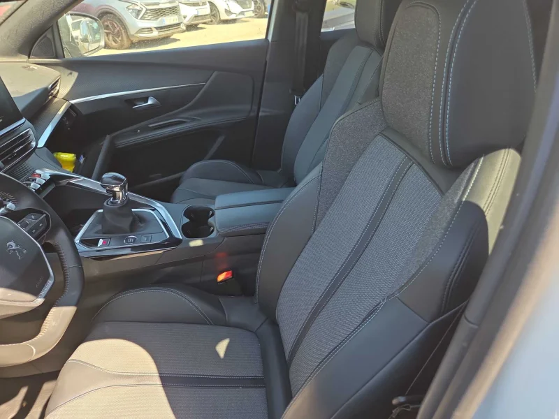 Imagen de Peugeot 3008
